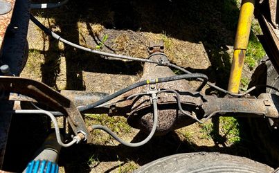 Rear end / 1996 Chevy pickup 1500