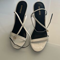 Express Heels Size 7 Women 