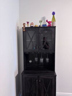 Bar stand and display