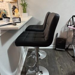 Set 2 Bar Stools 