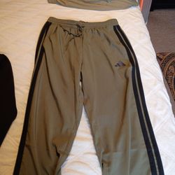 Men Adidas Essentials Sportwear