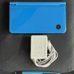 Dark Blue Nintendo DSi XL