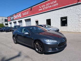 2015 Tesla Model S