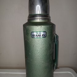 Vintage Rare Stanley Aladdin USA Half Gallon A945DH w/Handle Hammertone Green