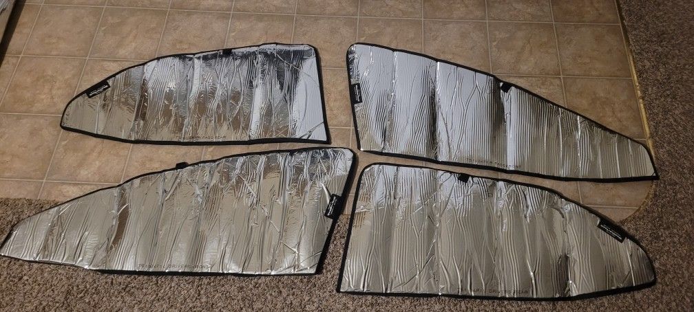 2018 Toyota Camry WeatherTech Sun Shades