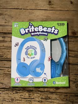 GabbaGoods BriteBeats Kids Volume Limiting Bluetooth Headphones