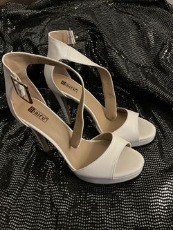 White Open Toe Strap High Heel Shoes Size 11 Women’s
