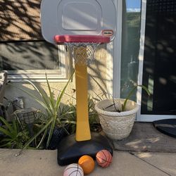 Little Tykes Basketball Hoop