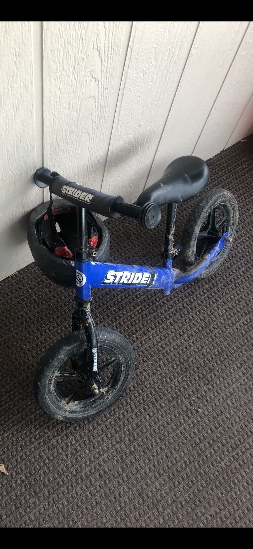 Strider kids balance bike