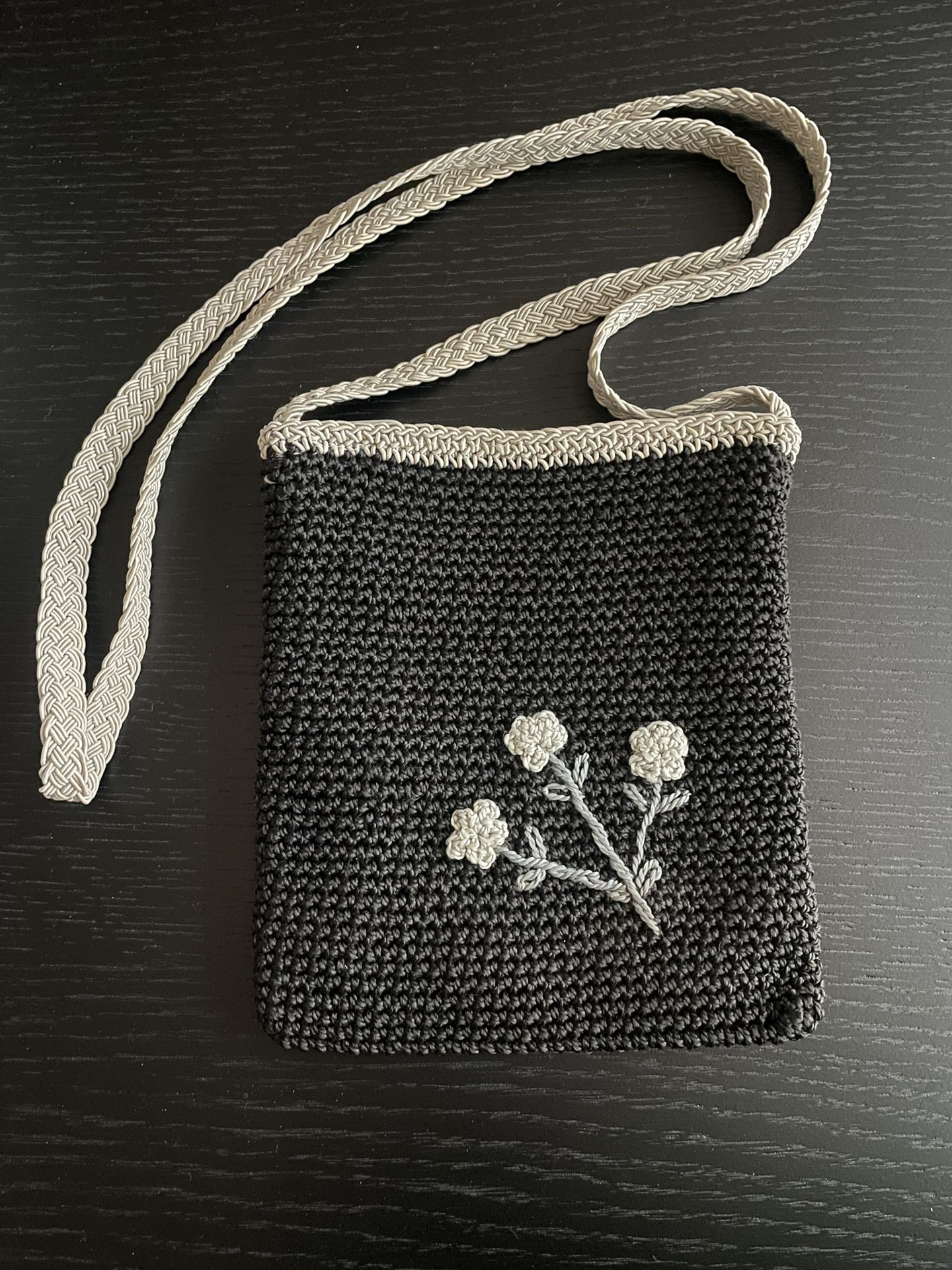 Crocheted Crossbody Bag Vintage By chateau