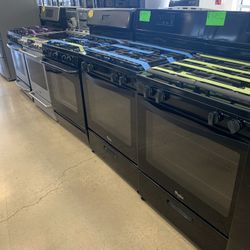 Whirlpool Gas Stove Working Perfectly 4 Months Warranty 