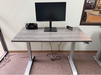 Workrite Electric Height-Adjustable Standing Desk