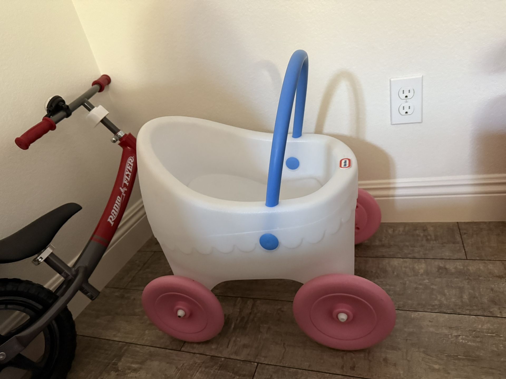 Little Tikes Vintage Baby Stroller