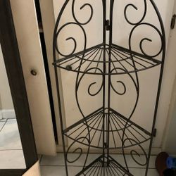 Esquinero Home Interiors 