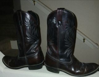 Laredo Leather Burgundy Boots Size 9.5 👢