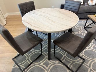 Beautiful Round Marble Top Dining Table with 4 Chairs