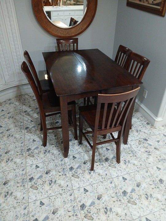 Breakfast Wood Dining Set