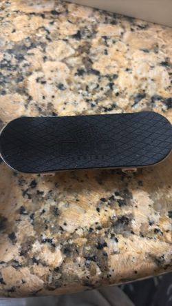 Mini Fingerboard Tech Deck Skateboard