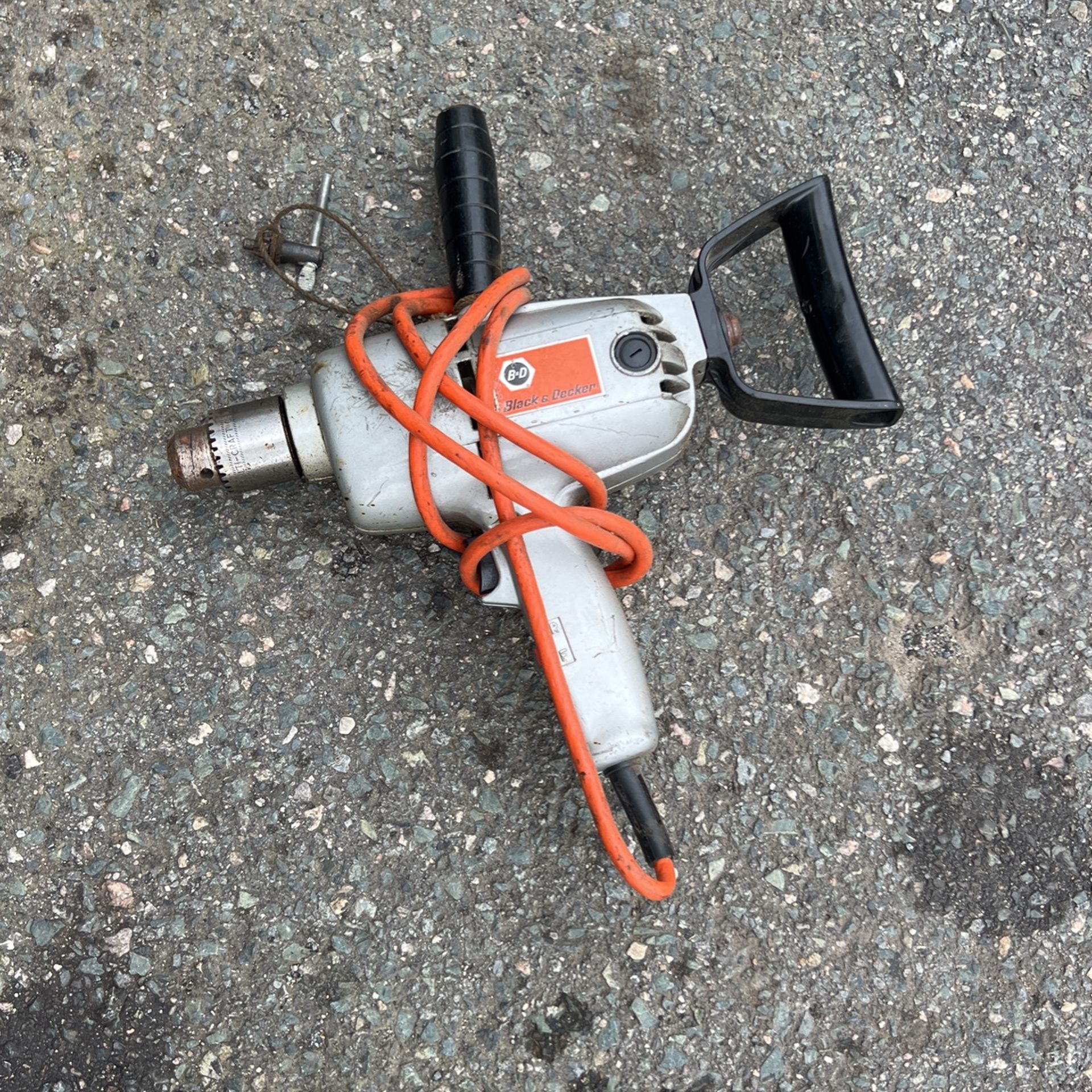 Black And Decker 1/2 In Drill