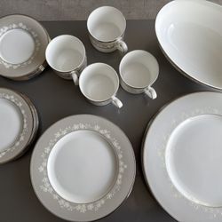 *Lenox Bellina China*