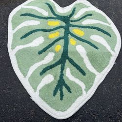 Plant Leaf Rug 25” X 26”