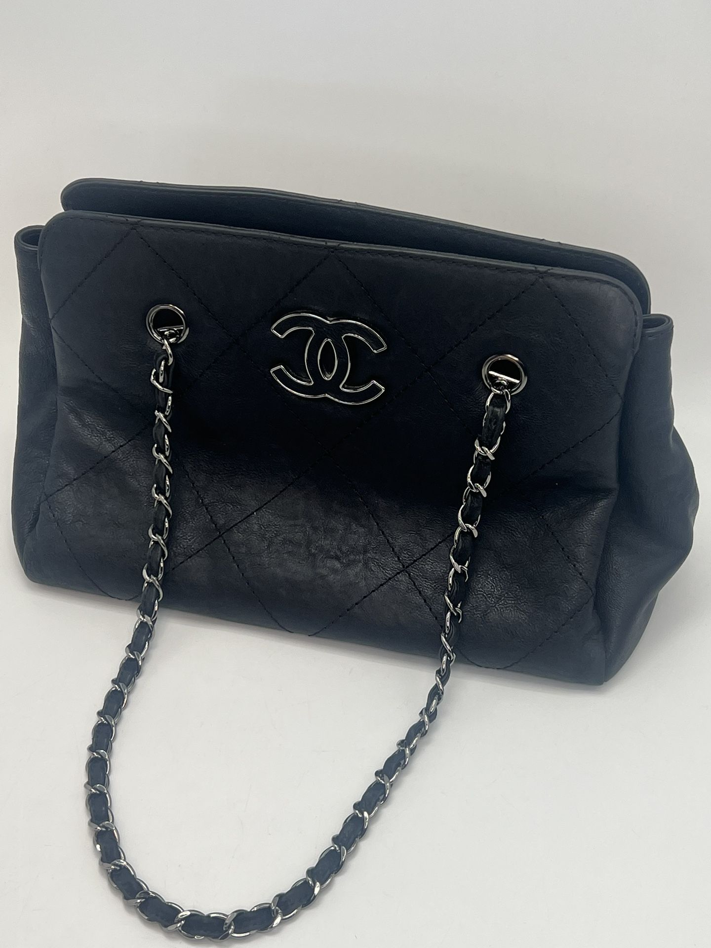 Chanel Small Hamptons Shopping Tote