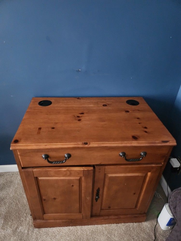 Computer Desk/cabinet