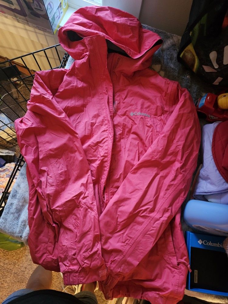 SMALL COLUMBIA JACKET