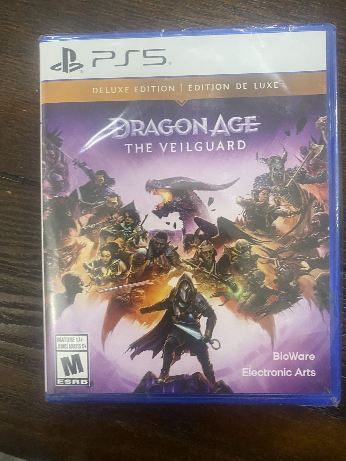 Dragon Age, The Vanguard, Deluxe Edition (Plastic Sealed Unopened)