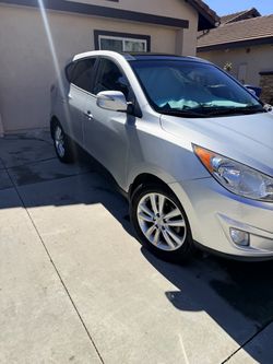 Hyundai tucson gls 2013