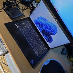 Dell Laptop Touchscreen Intel i7-1185G7-3.0GHz-CPU 32GB Ram 512GB NVMe  m.2 SSD 