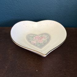 Mikasa Ivory Bone China Heart Rose Bouquet Green Trinket Candy Dish B2013