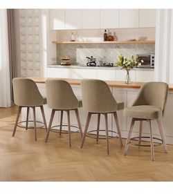 Set of 4 barstools new in box!!