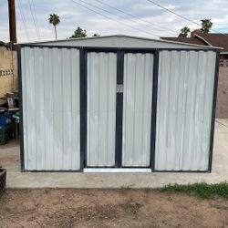 A Nice Shed Like New 6/8 sliding doors
