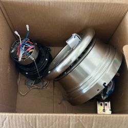 2 Ceiling Fans With Lights