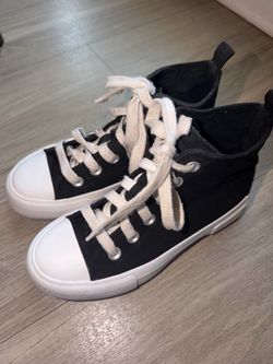 Kids Shoes size 3