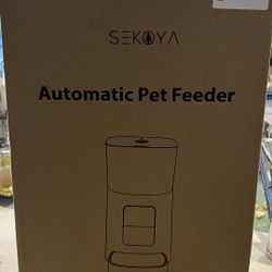 Automatic PET Feeder