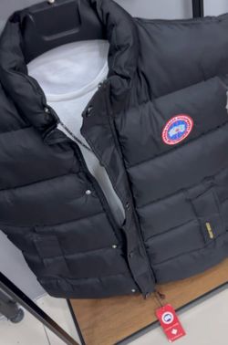 Canada Goose Vest Size S To 2XL