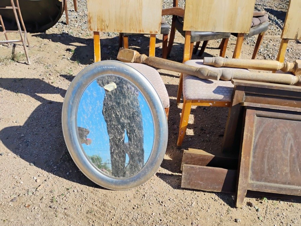 Oval Mirror