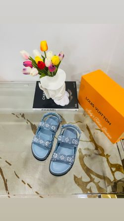 LOUIS VUITTON Slipper*  Louis vuitton slippers, Nike shoes women