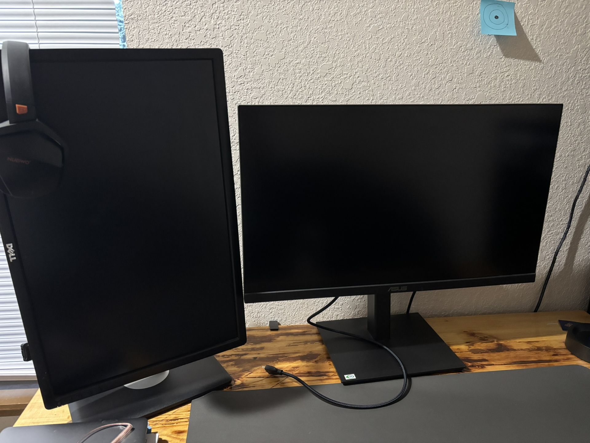 Monitors (1080)