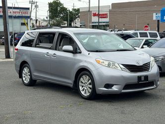 2011 Toyota Sienna