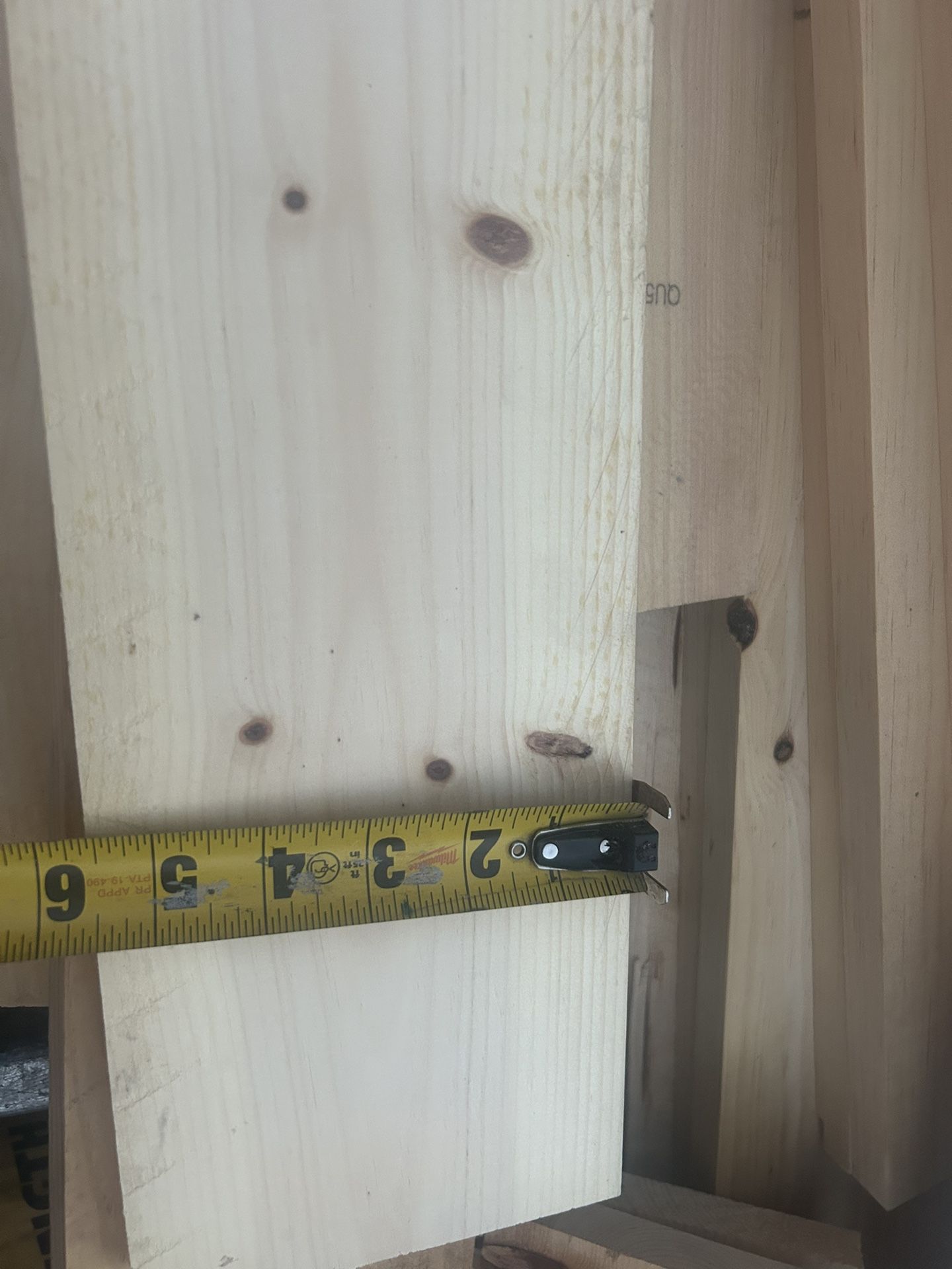 Madera Para Fence De 24 Pulgadas De Alto. Picket De 1x51/28”