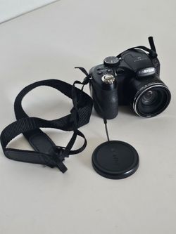 fujifilm finepix s2980 with carry bag