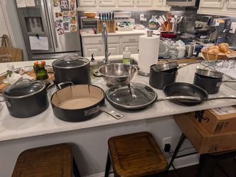 Kirkland Signature  Nonstick Cookware Set with Lids
