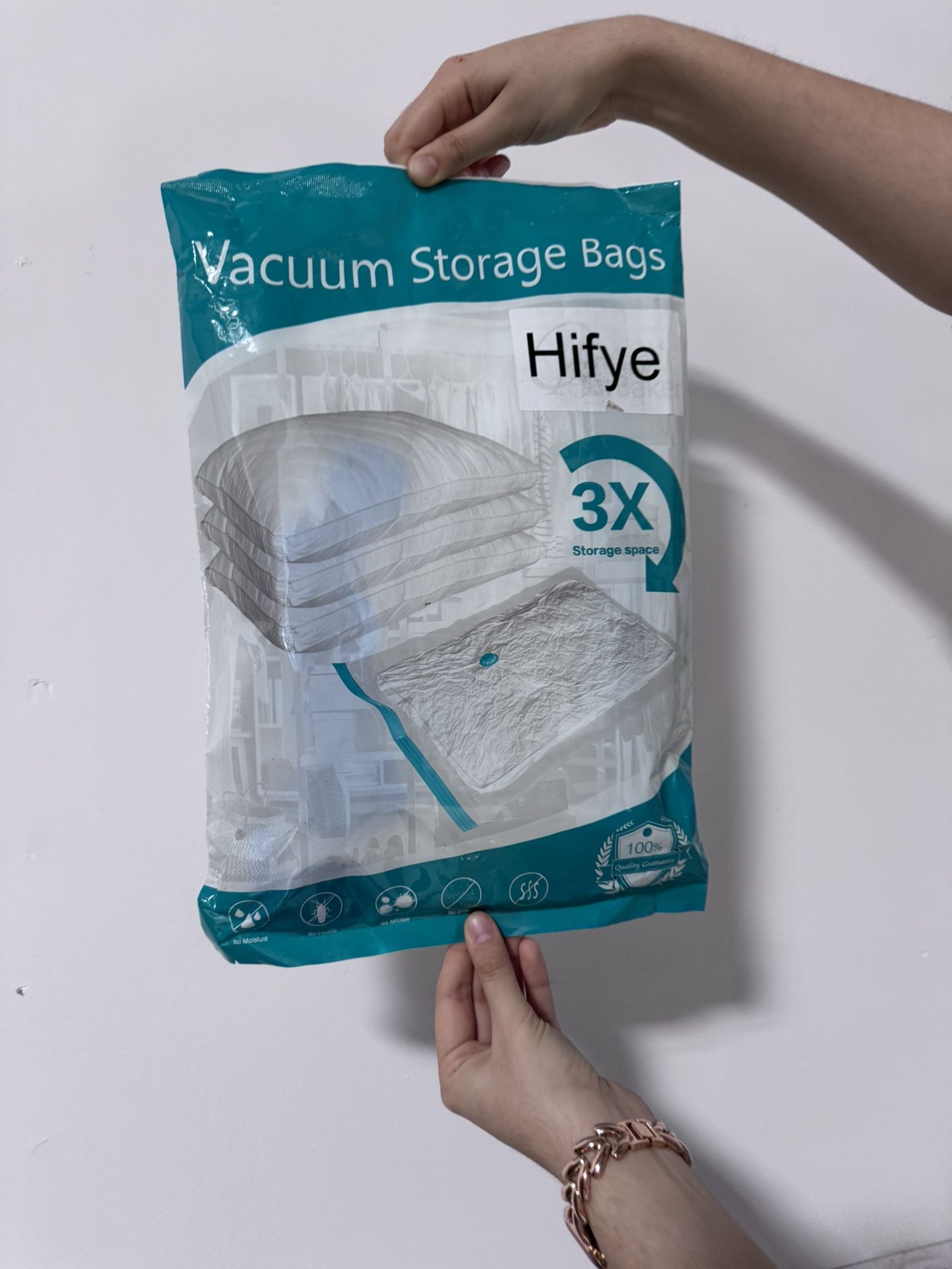 Vacuum Storage Bags – Space Saver for Clothes, Bedding, Travel