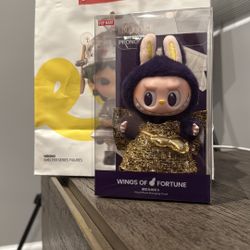 LABUBU WINGS OF FORTUNE VINYL PLUSH HANGING CARD