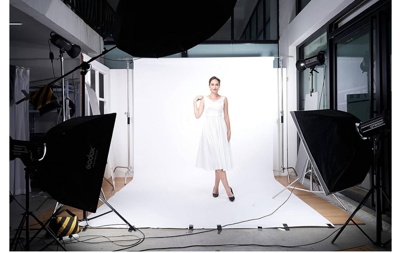 YIZHILY SEAMLESS PHOTO PHOTOGRAPHY BACKGROUND PAPER BACKDROP PAPER ROLL FOR PHOTOSHOOT AND VIDEOS, 82" X16', ARCTIC WHITE NEW IN BOX
