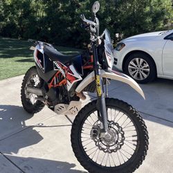 KTM 690 Enduro R