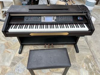 Piano Clavinova ensemble console digital piano